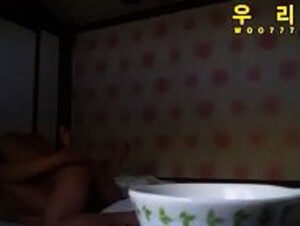 Sweet Korean Babe On Bed Homemade Sex Tape
